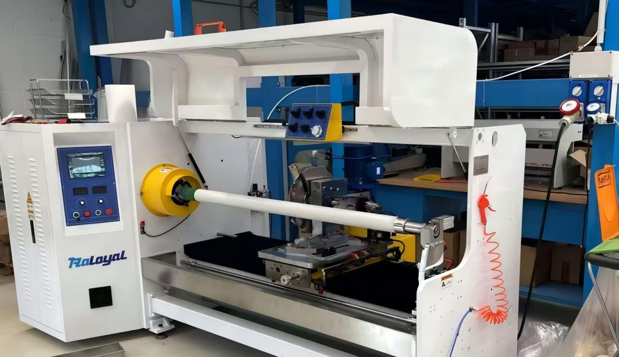 Tape_slitting_equipment.png